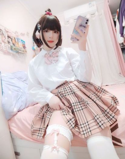 丝袜制服清纯亚洲-未删减超清在线观看