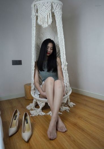 亚洲av色-免费国语版手机在线看