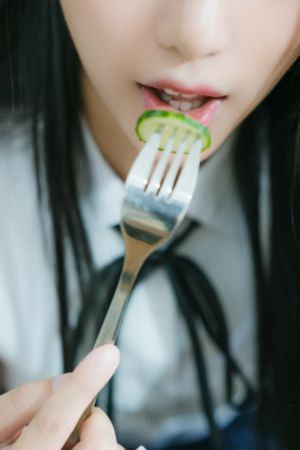 美女叫床声-无水印日韩在线观看