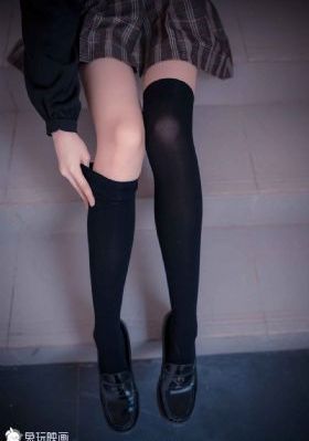 美女裸体秘直播-全集手机全集免费播放