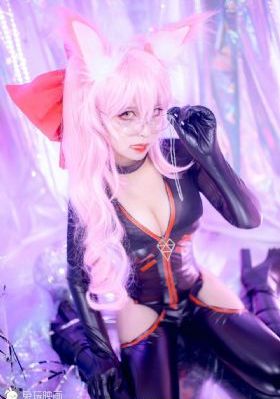 黑人强开嫩模又小又紧-蓝光高清版在线播放