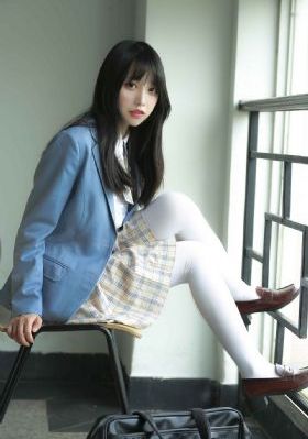 浪货趴办公桌～h揉秘书-正版电影全集观看