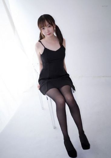 800av凹凸-首映迅雷下载电影